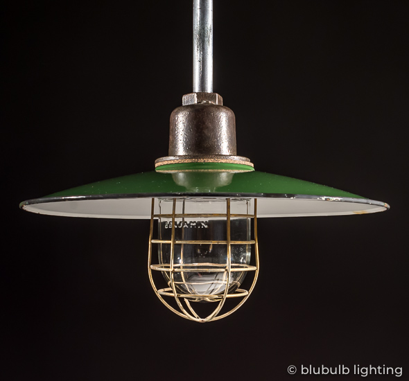 Iron Benjamin - Vintage Industrial Light