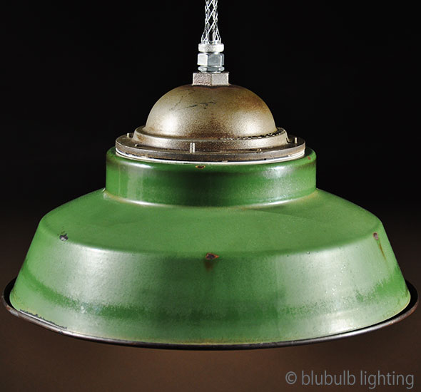 Russell & Stoll (5-bulb) - Vintage Industrial Light