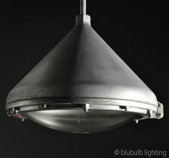 Crouse-Hinds DLA 253 - Vintage Industrial Light