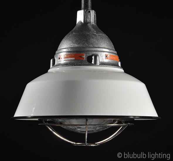 Killark DLA 110 - Vintage Industrial Light
